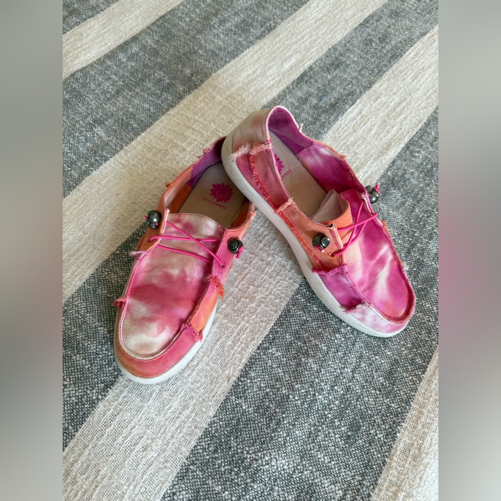 Yellow Box Olsen SZ 7.5 Multi Pink Tie Dye Silver Accents Slip On Sneakers